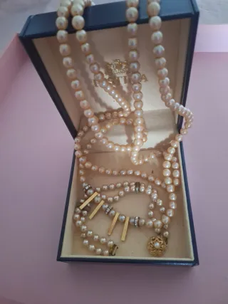 Conjunto Collar y Pulsera Perlas Doradas