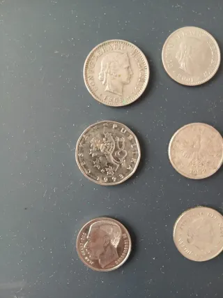 Lote 9 monedas diferentes países