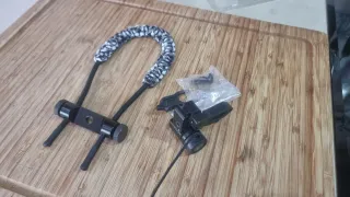 Ripostiagli per arco con frecce e dragona