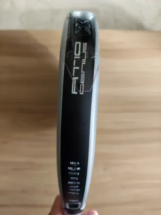 Pala de pádel NOX AT10 Genius