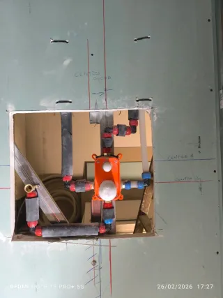 Fontanero con servicio de urgencia en festivos