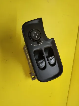 BOTONERA ELEVALUNAS ELECTRICOS ALFA 147