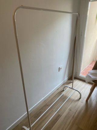 Burra perchero de metal blanco