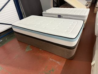 CANAPÉ Y COLCHON VISCO 105x200