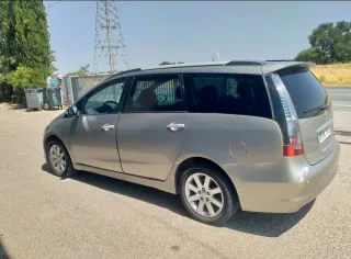 Mitsubishi Grandis 2007