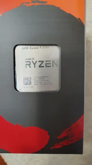 Procesador AMD Ryzen 7 2700 con ventilador