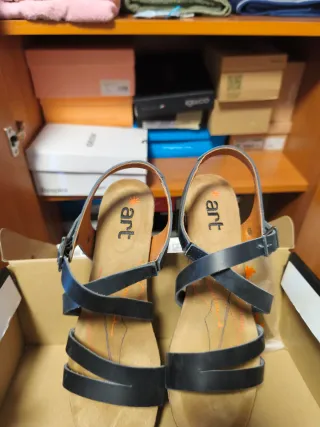 Sandalias negras de tacón