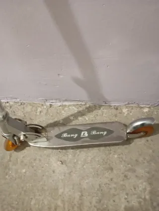 Patinete metálico infantil