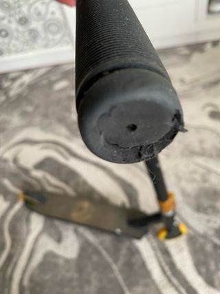 Patín profesional negro y amarillo