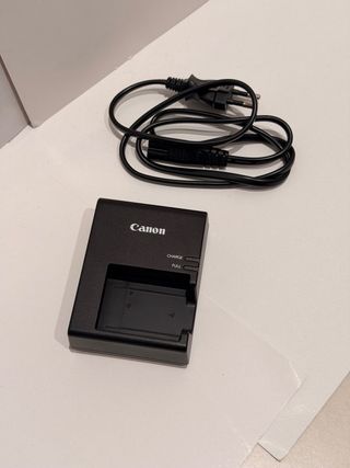 Canon EOS 1300D Cámara Digital Negra