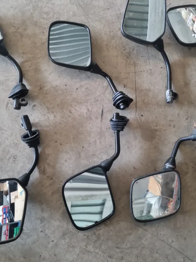 RETROVISORES RD350.