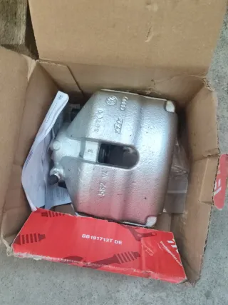 Pinza Freno Delantera TRW BHW676E