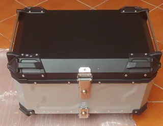 Baúl para moto 120€