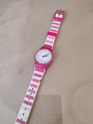 Orologio Swatch piccolo rosa vintage con cinturino originale