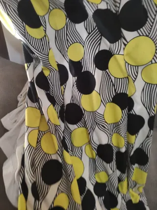 Traje de flamenca con volantes. Cómo nuevo