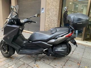 Yamaha X-MAX 400