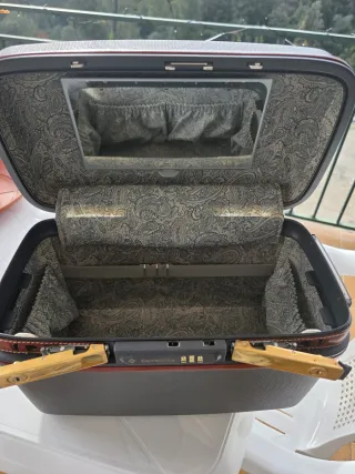 Neceser de viaje Samsonite gris y marrón