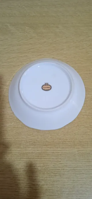 Piattino in ceramica decorato floreale