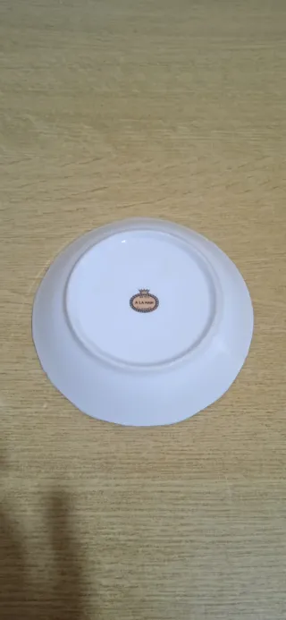 Piattino in ceramica decorato floreale