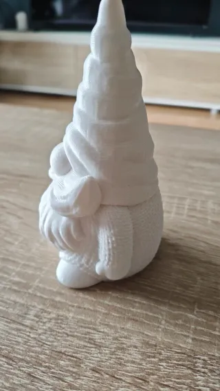 Gnomo decorativo impreso en 3D