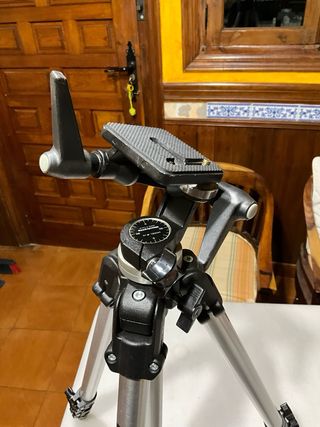 Trípode Manfrotto Art 144 Profesional