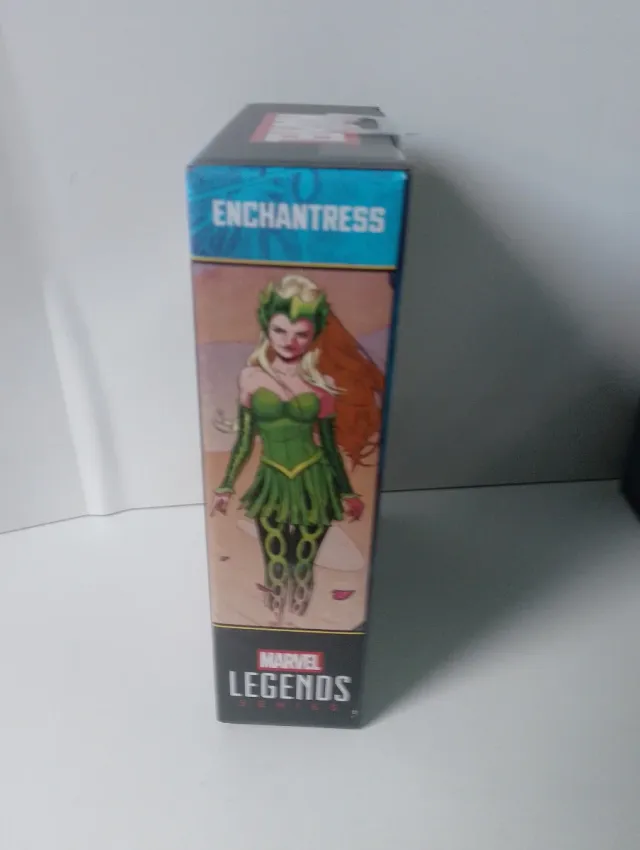Marvel Legends Enchantress Figura
