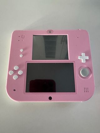 Nintendo 2DS Rosa e Bianca con Tomodachi Life