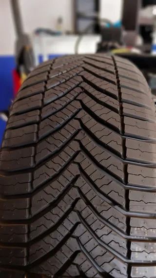 205/55 R19 97W APLUS AS909