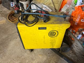 Máquina soldar hilo industrial CEA EUROFIL 252