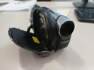 Videocámara Canon DC 310 PAL 41x Zotom