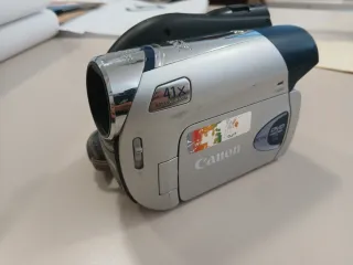 Videocámara Canon DC 310 PAL 41x Zotom