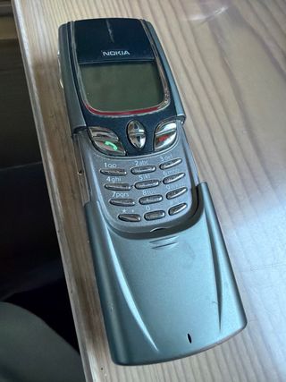 Nokia 8850 Plata