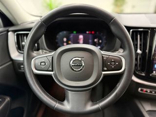 VOLVO XC60 B4 Momentum Pro AWD Aut. desde 415€/mes