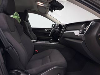 VOLVO XC60 B4 Momentum Pro AWD Aut. desde 415€/mes