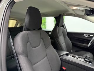 VOLVO XC60 B4 Momentum Pro AWD Aut. desde 415€/mes