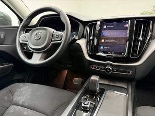 VOLVO XC60 B4 Momentum Pro AWD Aut. desde 415€/mes