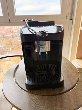 DeLonghi Magnifica Evo Cafetera Automática