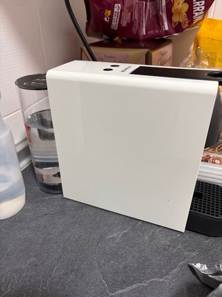 Cafetera Nespresso Krups Essenza Mini