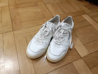 Zapatillas Autry Medalist Blancas