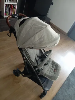 Silla de paseo Joie Signature ligera