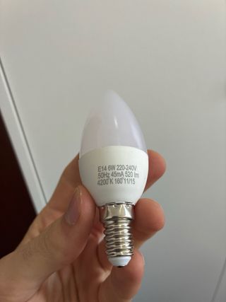 Lámpara LED Plata y Blanca
