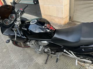 Suzuki Bandit 600 Negra