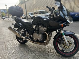 Suzuki Bandit 600 Negra