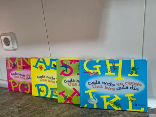 Estuche Cada noche un cuento, una letra cada día.