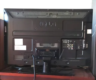 TV LG 32LE3300 32" TDT HD. No es SmartTV