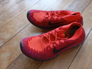 Zapatillas Nike Running Morado/Rojo
