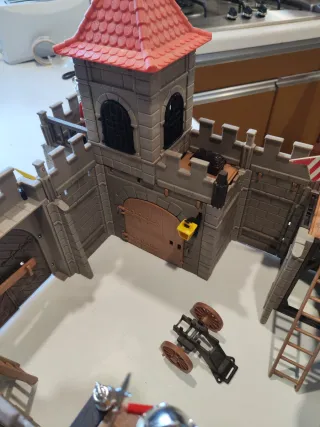 Castillo Playmobil 3446 con figuras