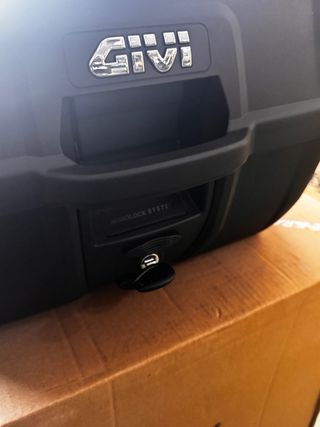 Maletero Moto Givi B45+ Top Case Negro F1