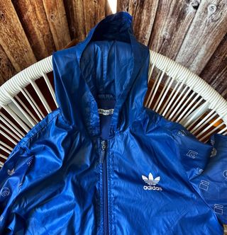 Chaqueta cortavientos Adidas azul