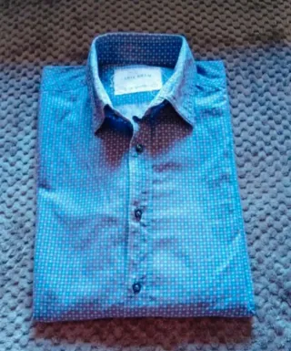 Lote 2 Camisas Chico Azul y Blanca